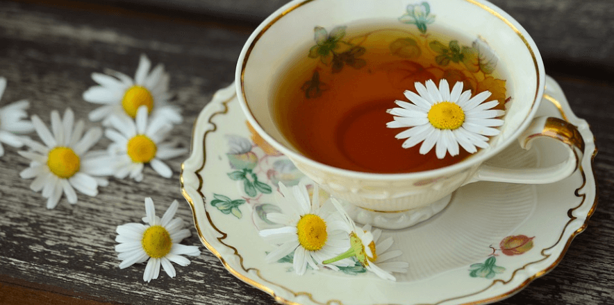 찻잔과 차의 사진 - 4