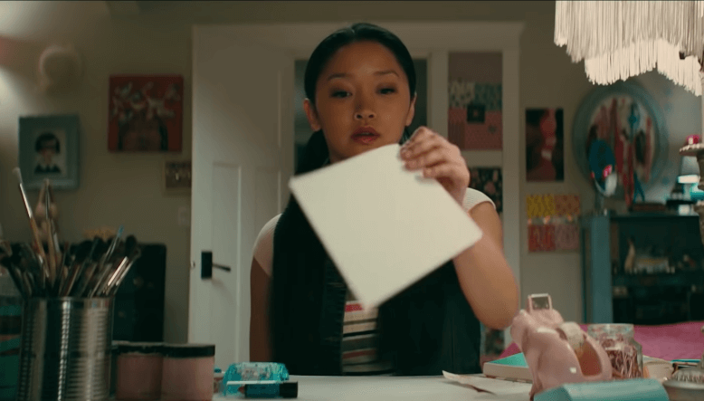 Lara Jean Covey sat down at her desk and pulled out a piece of stationery to write a letter.