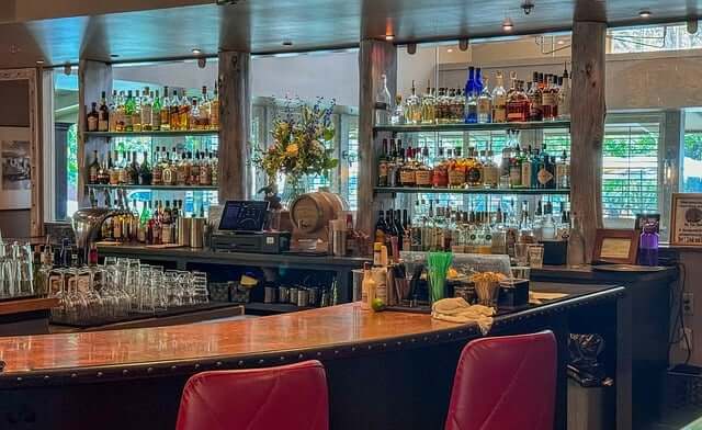 손님이 끊기지 않는 오래된 빵집의 3가지 판매 공식