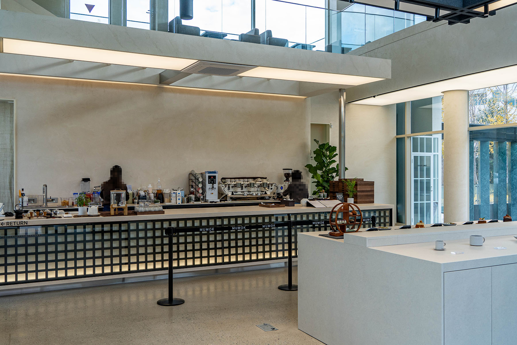 카페 무목 본관 1층