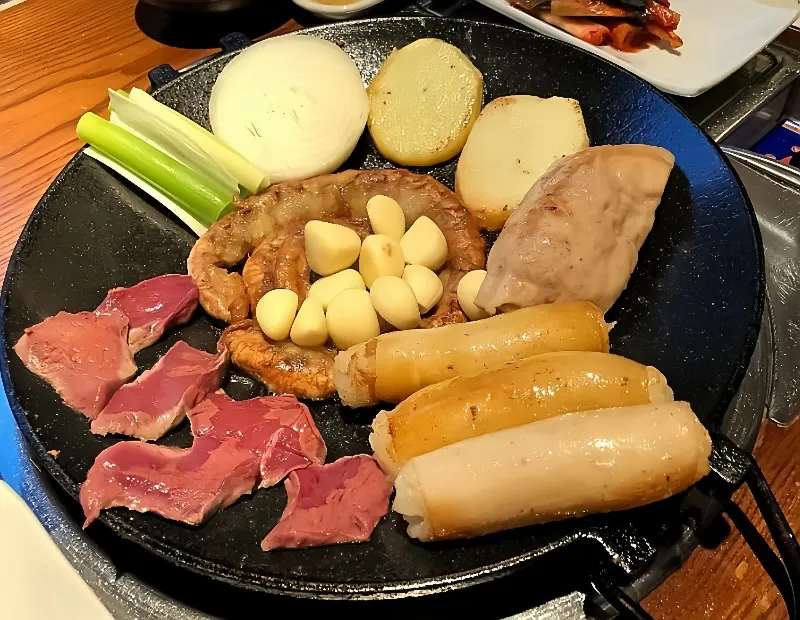 성시경 곱창 맛집&amp;#44; 우정양곱창&amp;#44; 미친맛집 성시경&amp;#44; 곱창계의 에르메스&amp;#44; 고로상 곱창&amp;#44; 학동역 곱창&amp;#44; 곱창전골 맛집&amp;#44; 불맛 곱창&amp;#44; 성시경 먹을텐데 맛집&amp;#44; 곱창 입문 추천