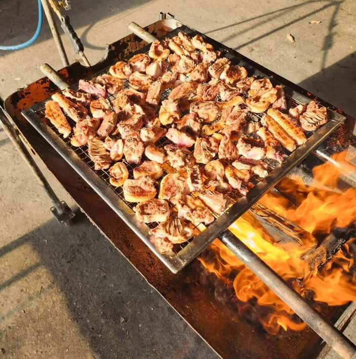 생방송투데이 외국인의 밥상 양주 광적면 오리 장작구이 맛집 먹골농장