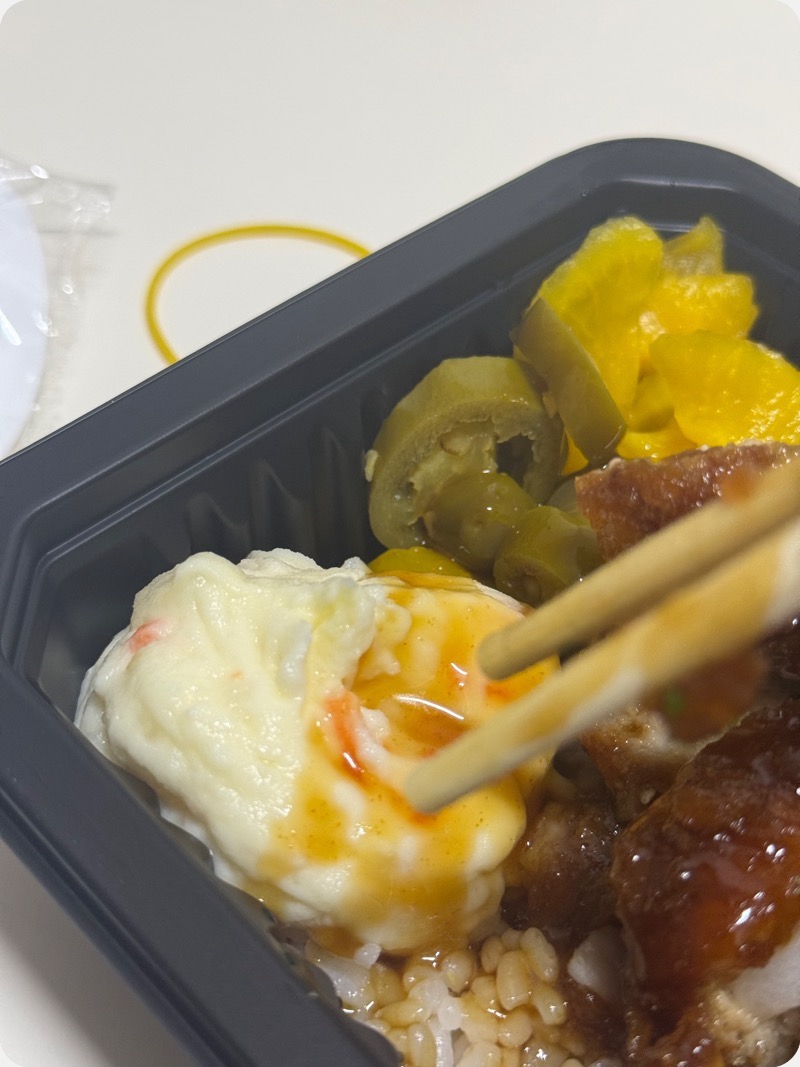 맛있는-도시락-연돈-볼카츠-도시락-반찬-감자-샐러드