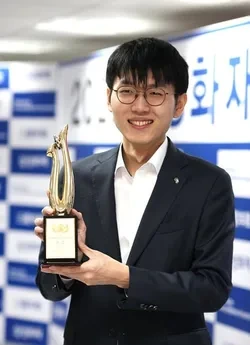 신진서 나이 프로필, 란커배 32강 돌파 바둑 황제의 100억 상금 부모님 AI 알파고 공부법 학력 고향까지