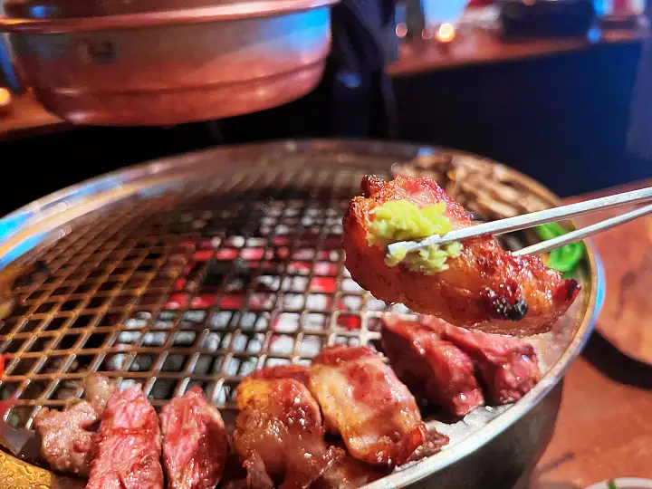 줄서는식당 45회 강경준 화로구이 꽃갈비 소갈비 양갈비 양념뼈목살 우엉 청어알밥 용산 용리단길 맛집 권율 추천 소개