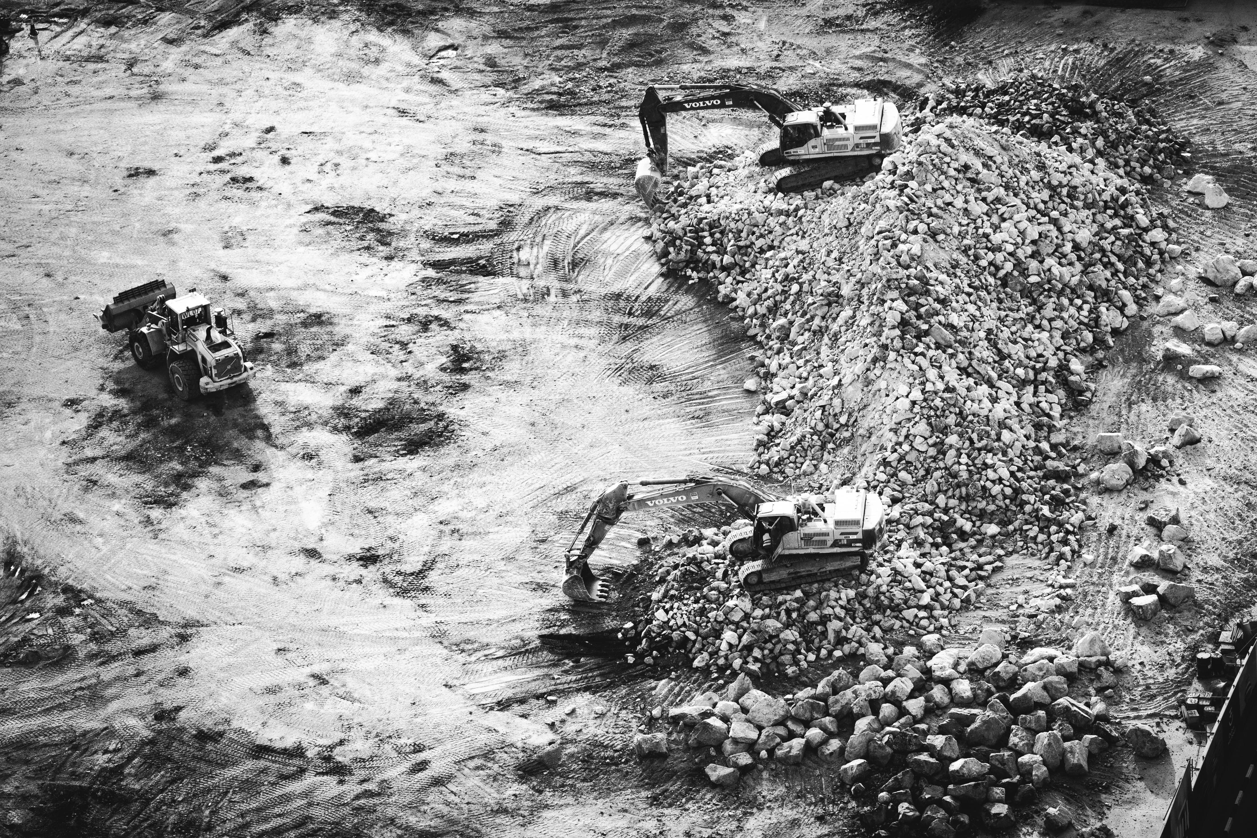 굴삭기 없는 현장은 없다? 그 이유는?