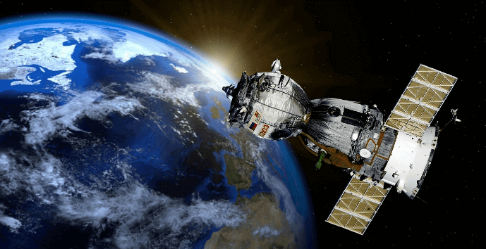 태양열 에너지로 동작하는 우주 정거장