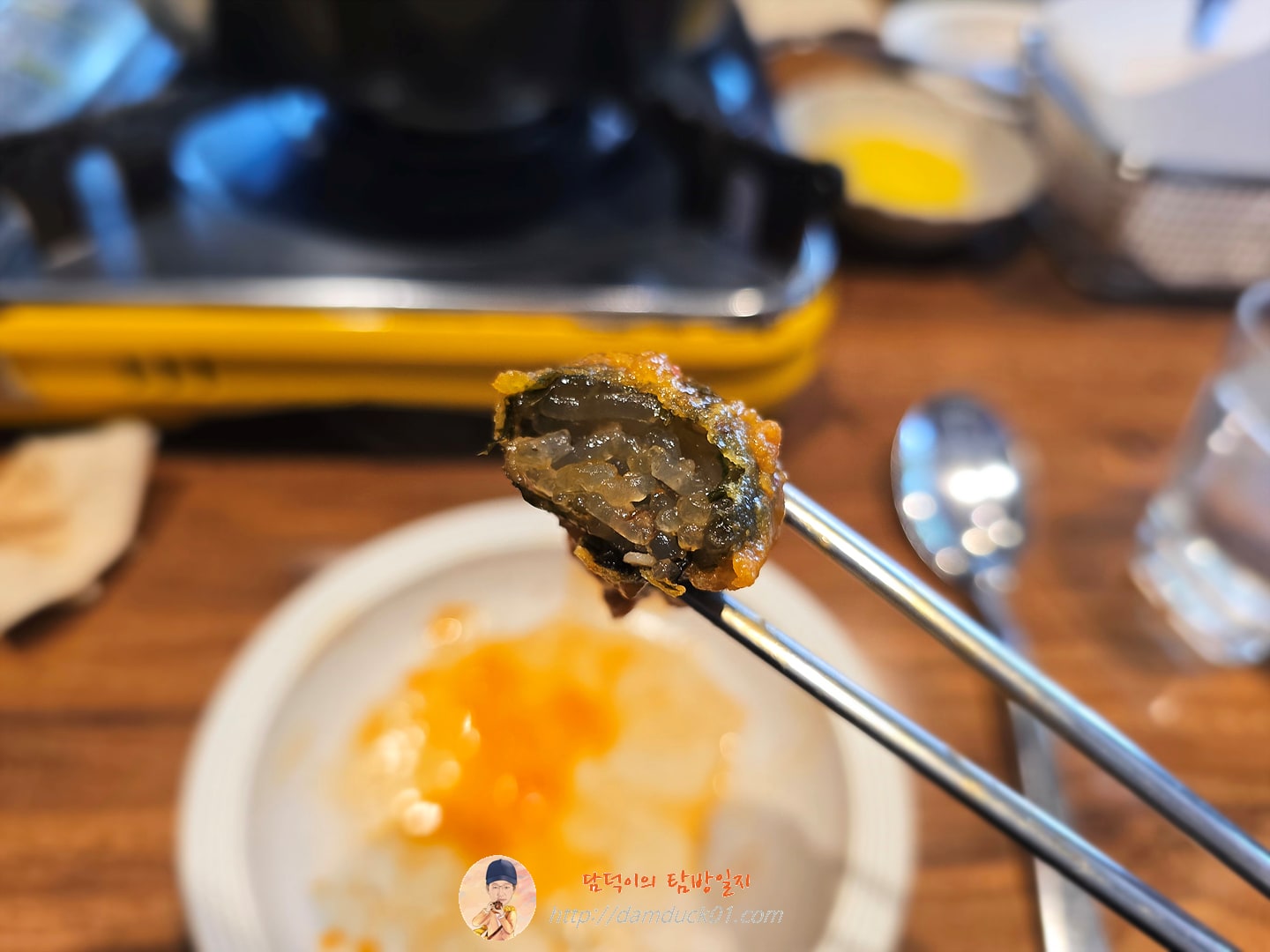 기본 떡볶이 + 납작만두 + 반반튀김