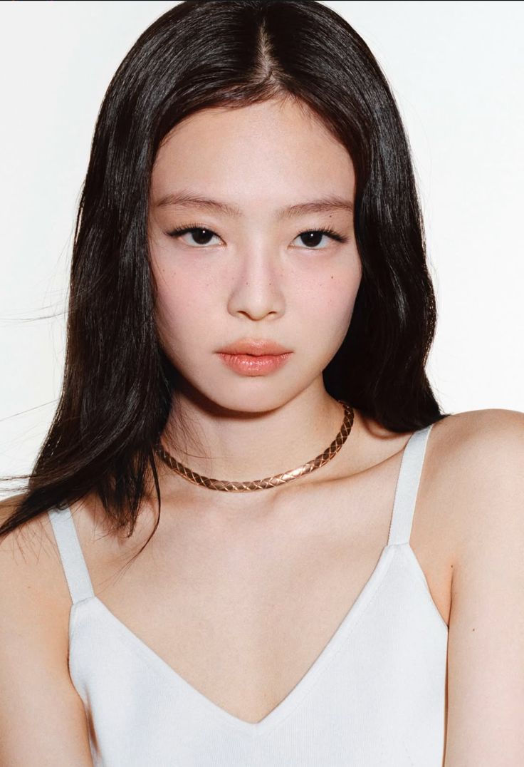 샤넬 코코 크러쉬 : 부딪히는 운을 엮어 내 편으로 만드는 '합(合)'의 리추얼