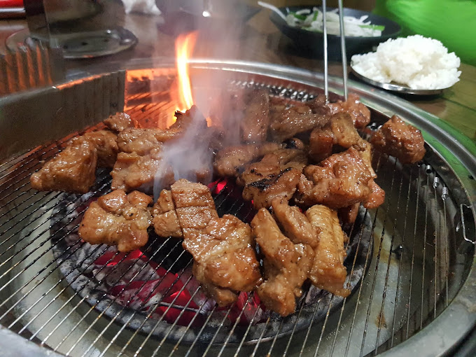 논현 영동시장 한우집 '배꼽집'