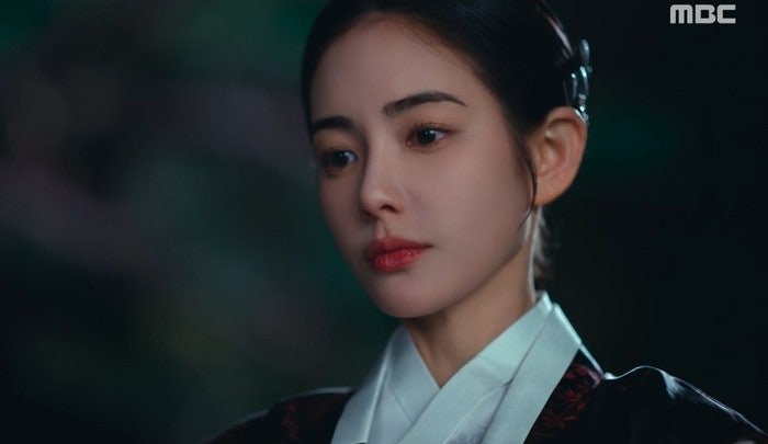 홍수주 이강에는 달이 흐른다 등장인물