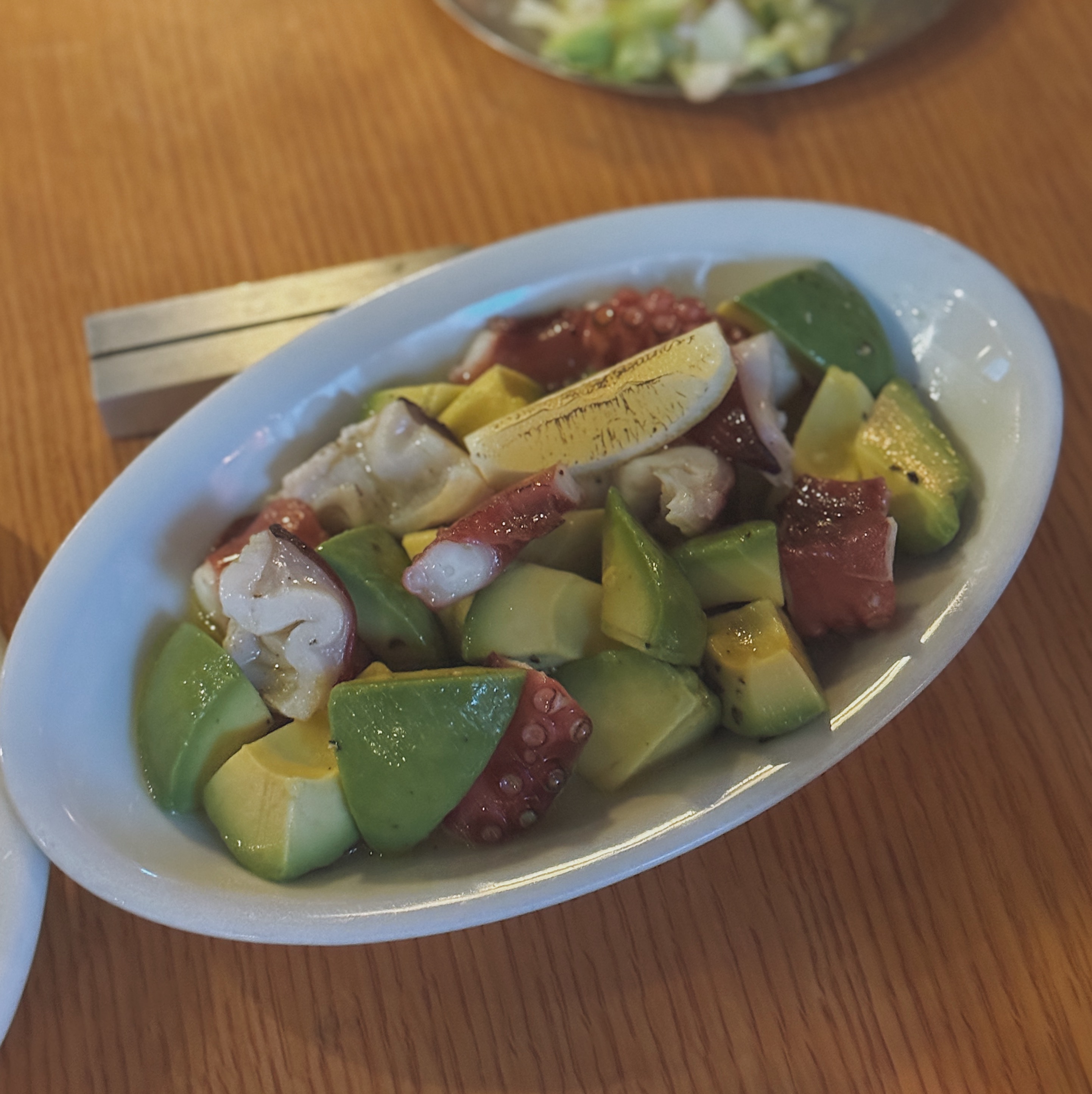 문어 아보카도 세비체