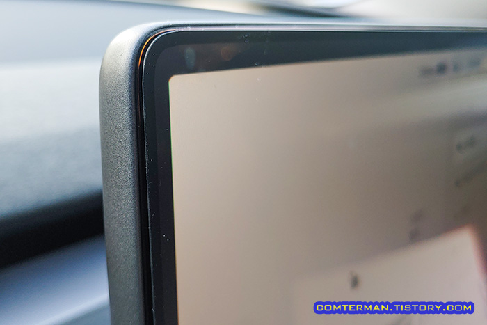 알리익스프레스 테슬라 모델3용 강화유리 상태