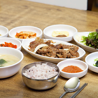 엄마손돼지불백수유본점-강북구-맛집-메뉴사진