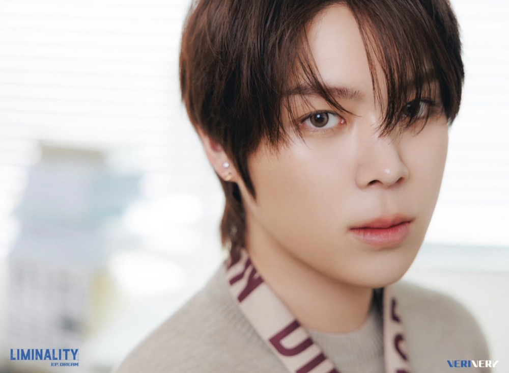 베리베리 연호 오피셜 포토 PLAN 버전, 젤리피쉬엔터테인먼트