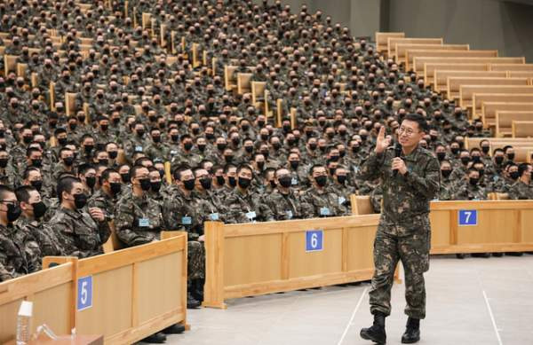 김규하 육군총장 국감 답변 나이 프로필 총정리｜고향 춘천&middot;강원고&middot;육사 47기&middot;대장 진급&middot;국정감사&middot;브런슨 발언