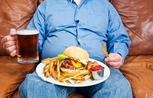 다이어트 술 음주 체지방 안주 체중 영향 맥주 소주 살찌나요 살찜 살빠지나요 살찌는 곳 살빼는 법 살빠짐 쌀찌나 마시면서 중 술살 안주 칼로리 열량