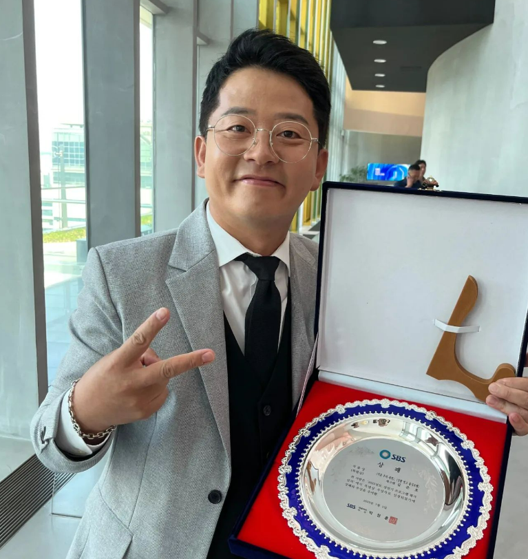 김준호 사진 설명