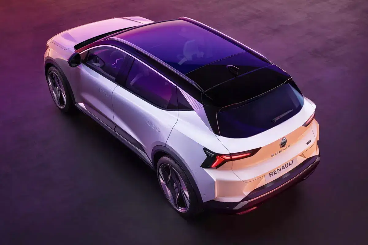 르노 세닉 이미지