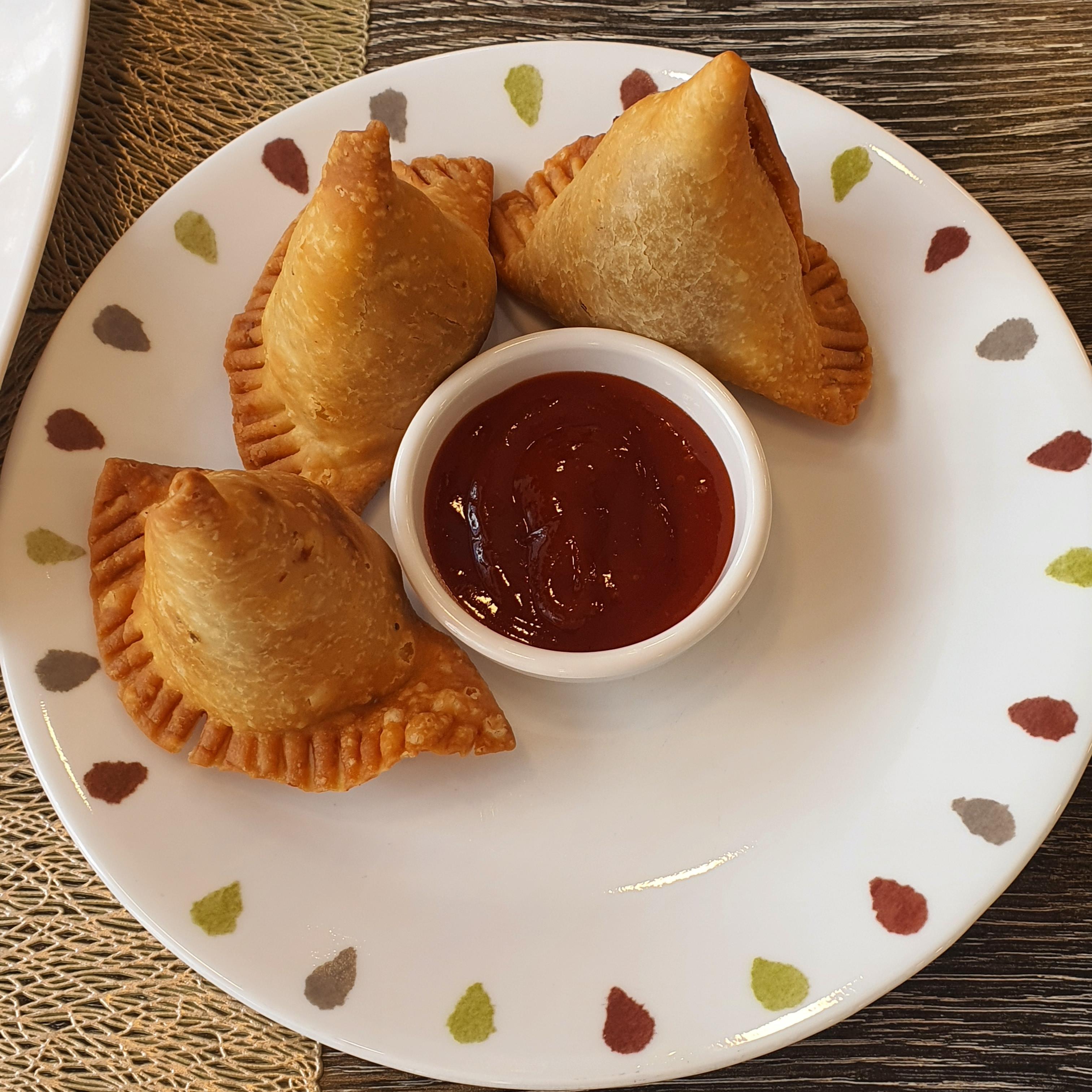 포츈-쿠키-간식과-케찹