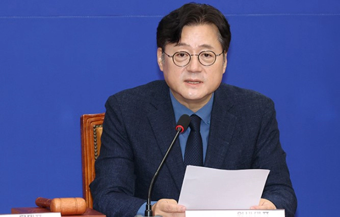 홍익표 원내대표