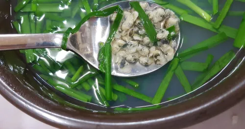 시원한 국물이 일품인 하동 재첩국 세트