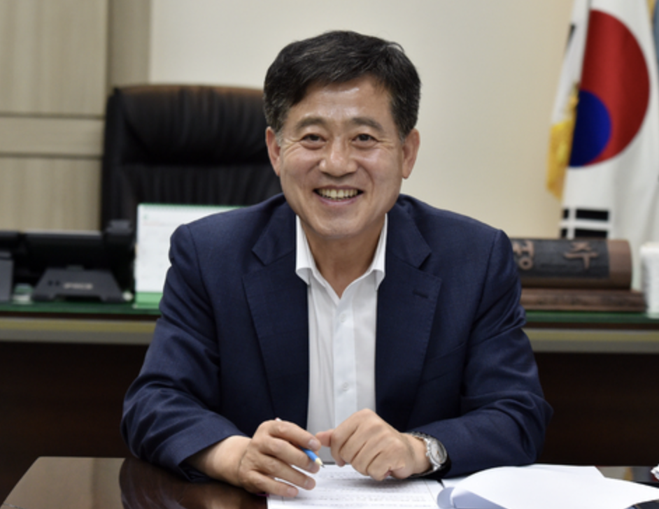 정성주 프로필