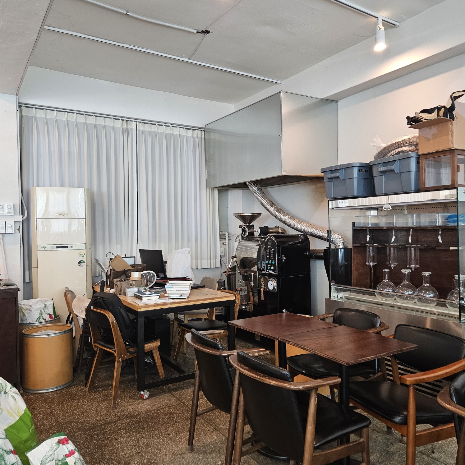 커피볶는피루니-내부