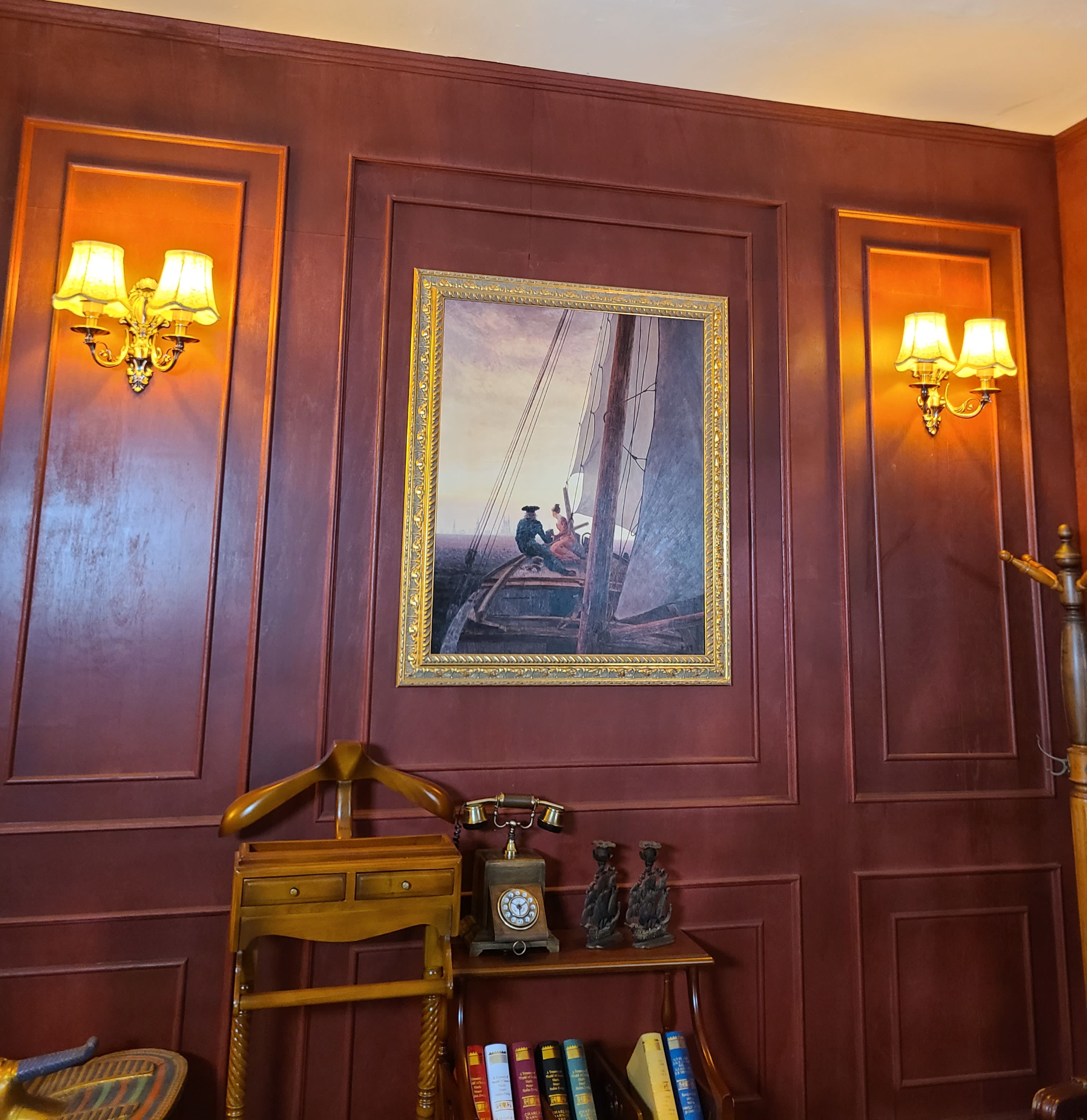 스튜디오 엔틱 243