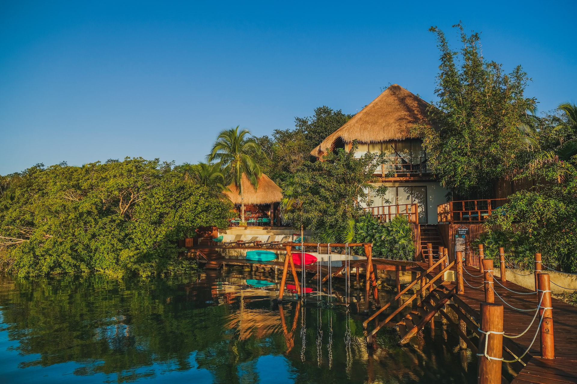 서진이네 촬영지 바칼라르