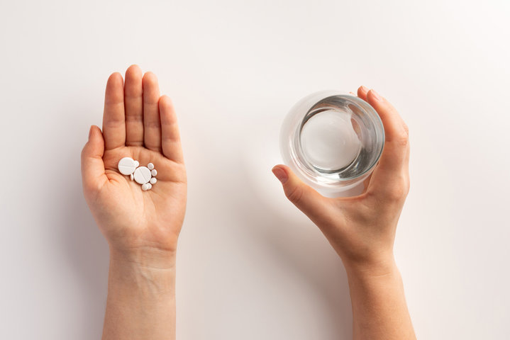 항생제 부작용 : 설사, 구토, 피부발진, 두통 등 알아보기