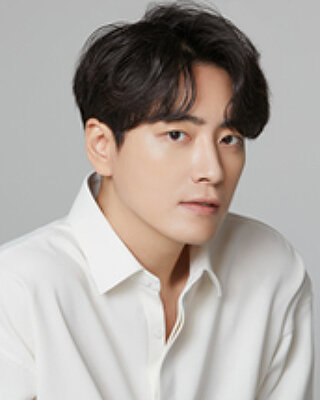 이준혁&lt;넷플릭스 광장 출연진&gt;
