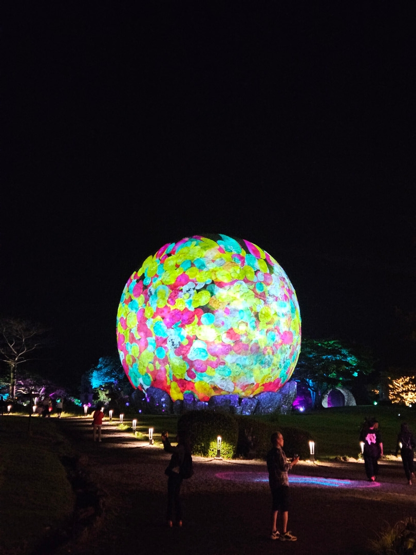 루나폴 보름달 조형물