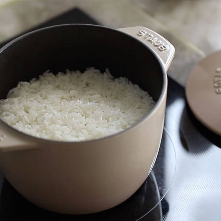 냄비밥 음식 사진