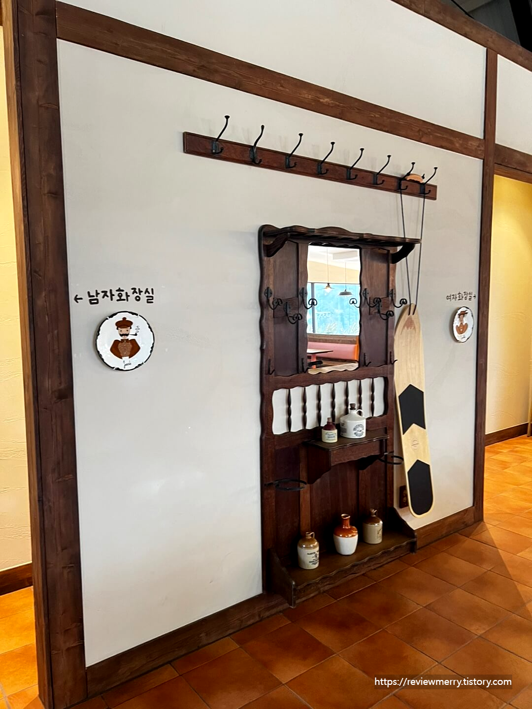 2층 화장실 입구