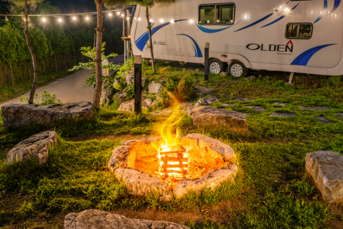 경기-가평-올덴-카라반-캠핑장-사진-입니다.