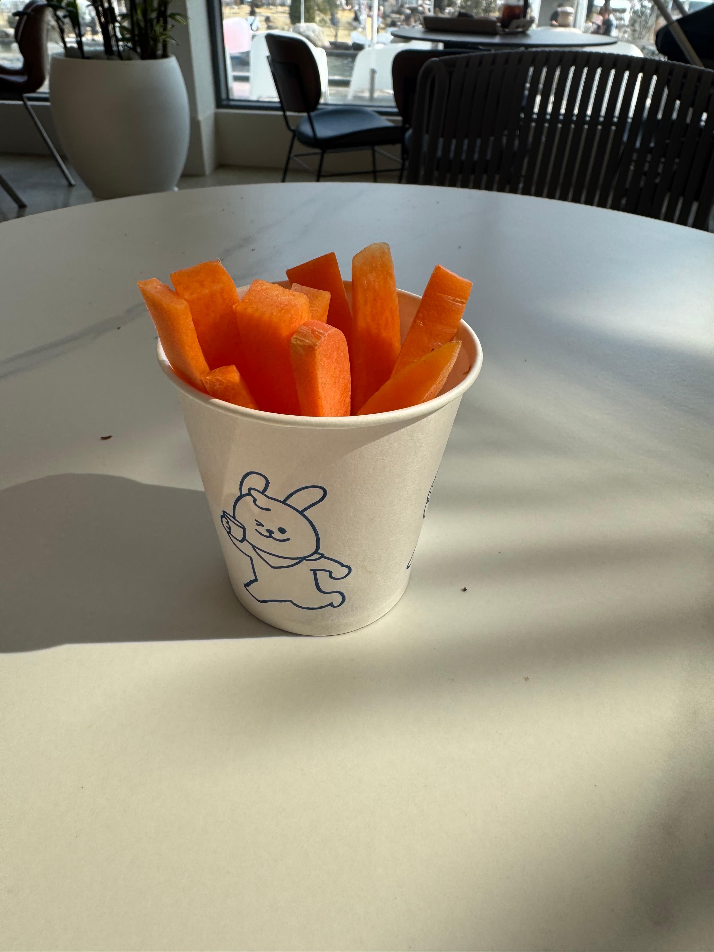 PINE 40 당근먹이