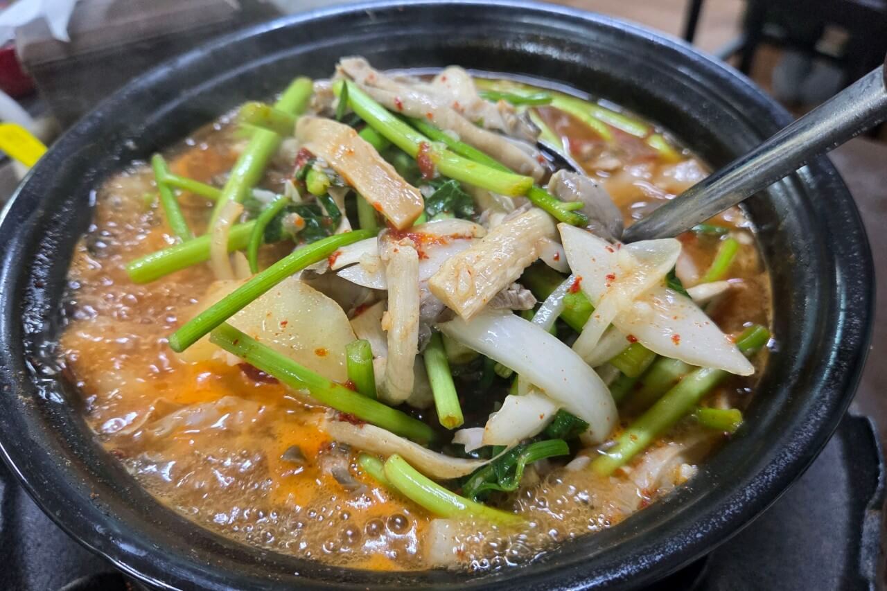 전현무계획2 요아정 특집 서울 강서구 버섯매운탕 칼국수 맛집 등촌최월선칼국수