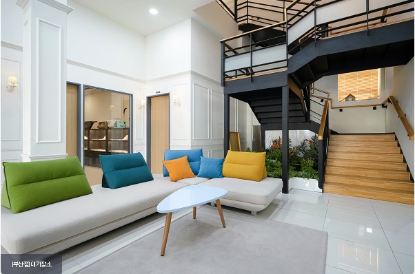 포포즈 부산점 대기장소