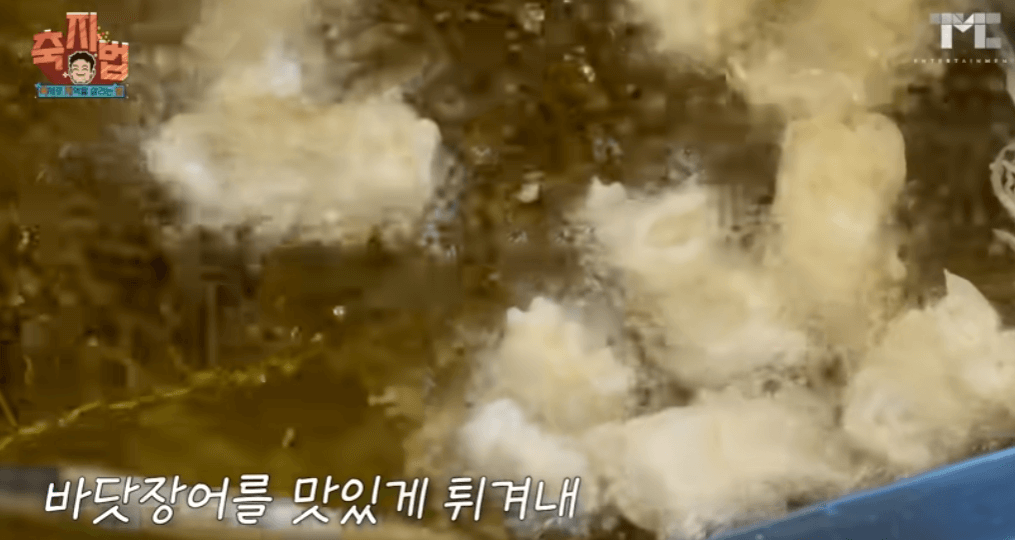 통영 어부장터 주차장