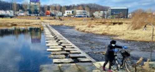 대전천변 산책로