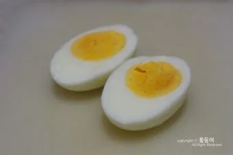 삶은 계란 보관법 오래 안 상하고 보관하기_13