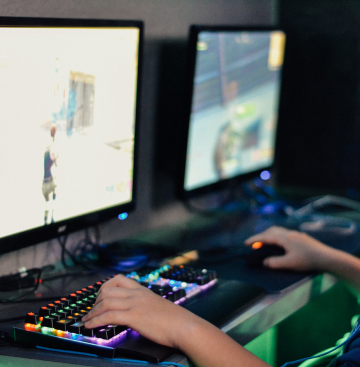 핸드폰 게임 pc로 하기