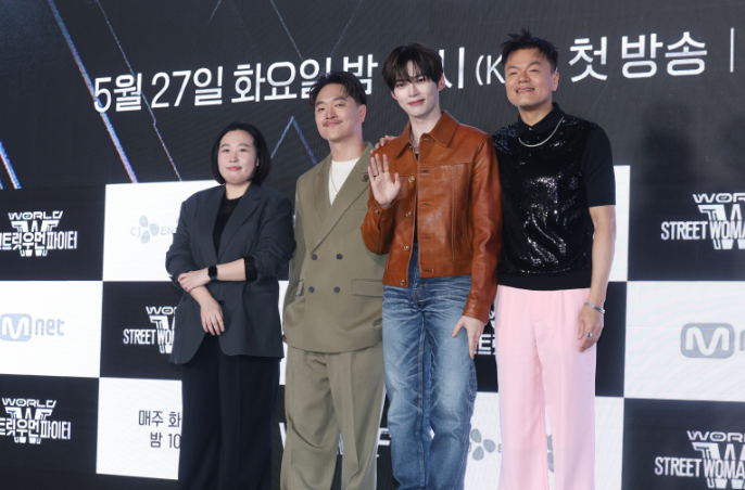 월드오브스트릿우먼파이터