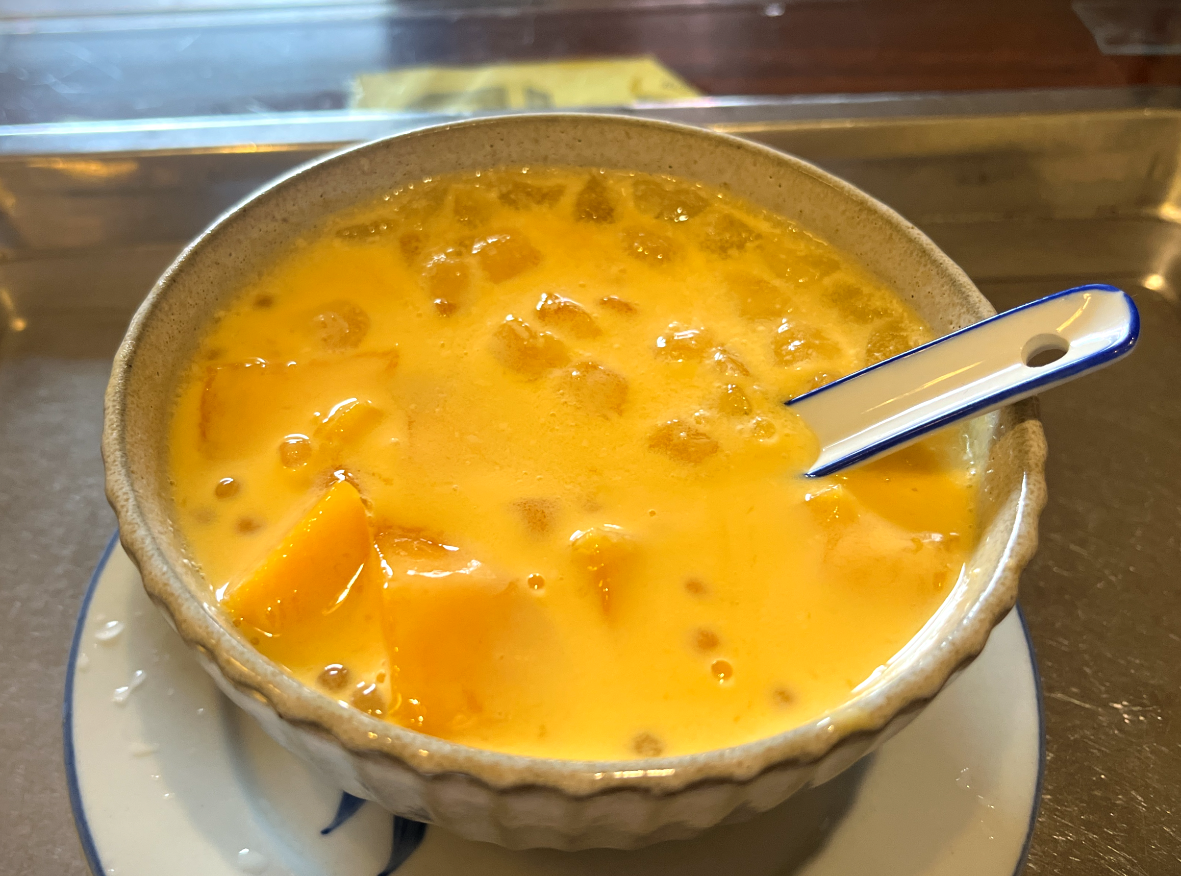 singapore-ah-chew-mango-sago.jpg