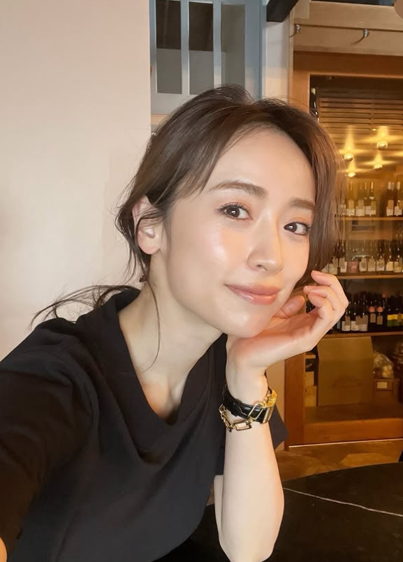 이즈미 리카 누구? 월드컵 경기장 포착…남편 타니구치 쇼고 응원 화제