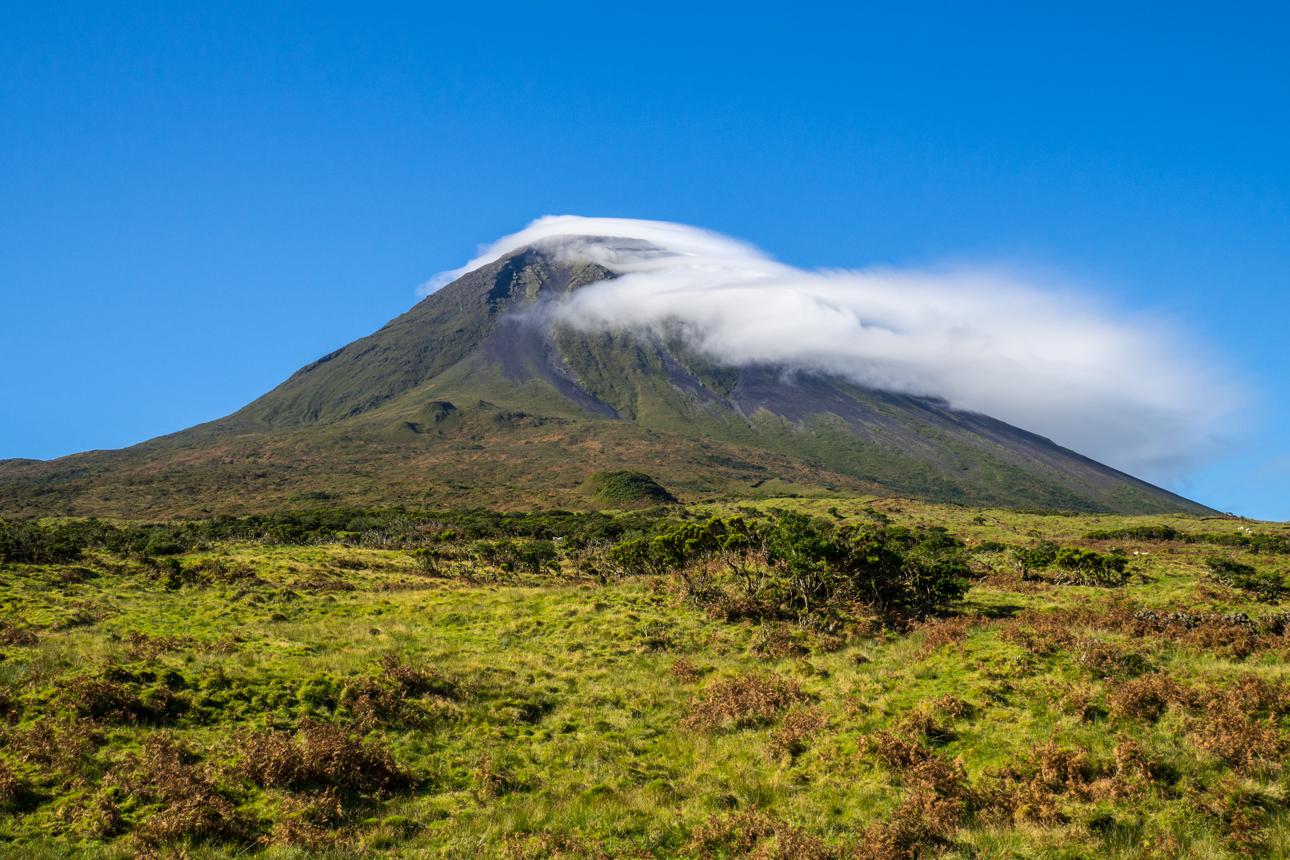 피쿠산(Mount Pico)의 화산 풍경
