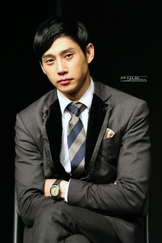박성훈 배우 류현경 결별 이유 결혼 반대설 프로필 