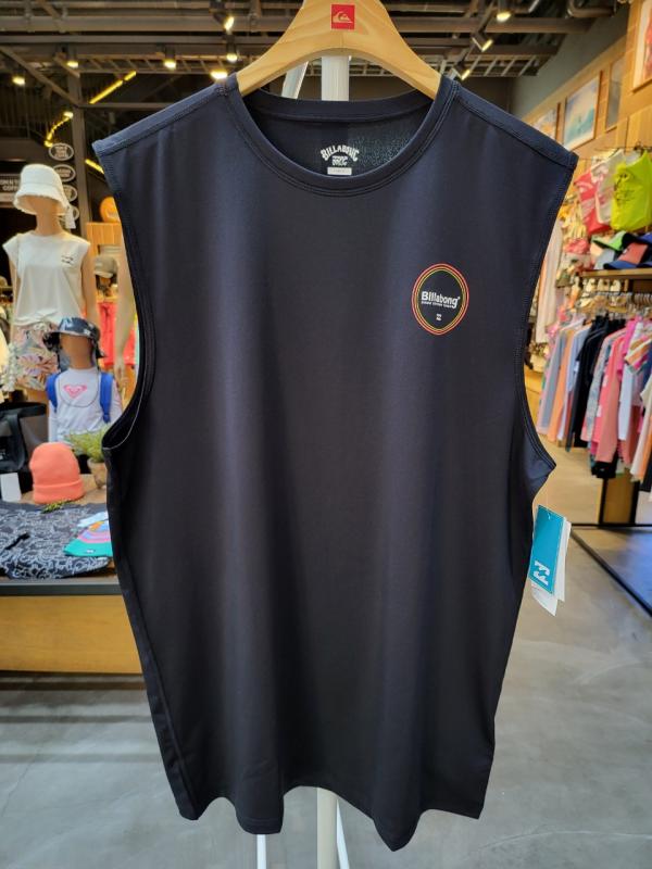 퀵실버록시 빌라봉 남성 1973 이니셜 나시 래쉬가드 AC21RE284