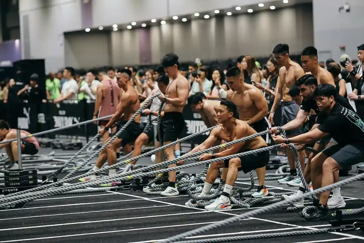 하이록스 자카르타 2026 대회 참가권 예약으로 전 세계 피트니스인들이 맹렬하게 대결하는 모습을 직관하는 모습